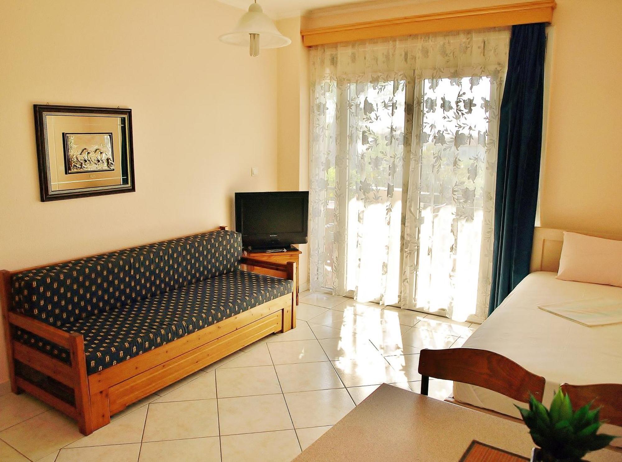 Dionysos Apartment อัสโปรวาลตา ห้อง รูปภาพ