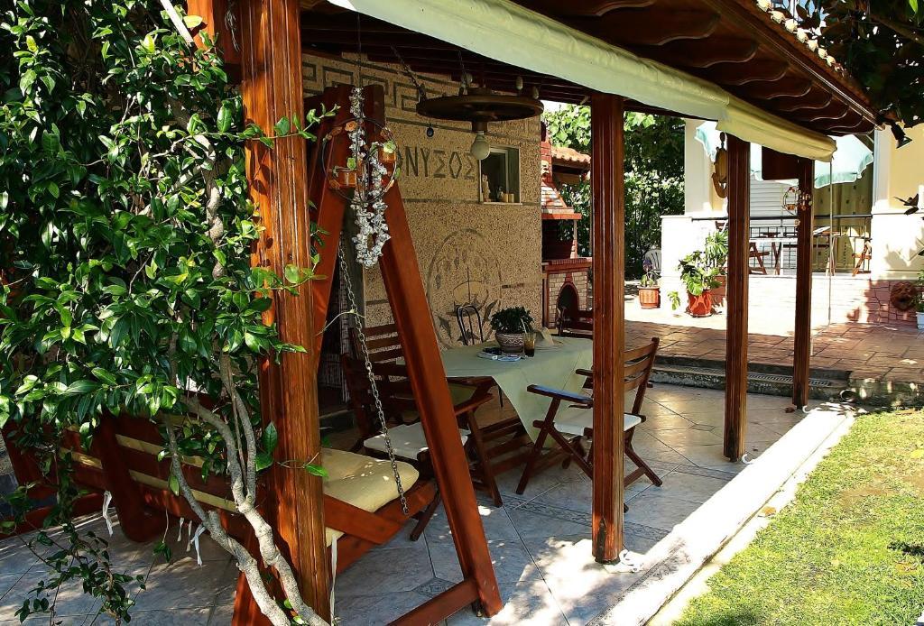 Dionysos Apartment อัสโปรวาลตา ภายนอก รูปภาพ